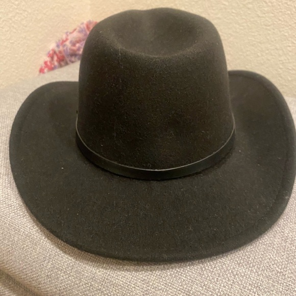 Cowboy style hat - Picture 4 of 5